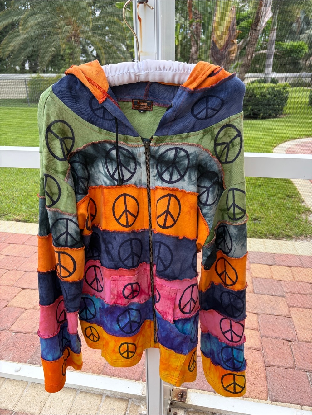 Multicolor Peace Zipper Women’s Hoodie Jacket sz M EUC Rising International
